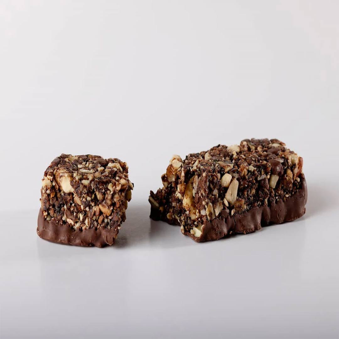BARRETTA PROTEICA AL CIOCCOLATO E ANACARDI