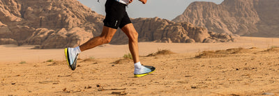 ¿Cómo elegir tus zapatillas para una carrera en el desierto?